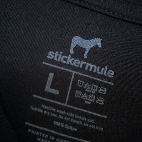 Sticker Mule men’s T shirt Bugs Bunny WTF  with Marc Mari sz lg - Picture 2 of 4